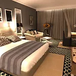 Neptuno & Aparthotel
