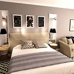 Aparthotel Neptuno & 4*