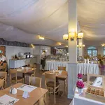 Aparthotel Neptuno & 4*