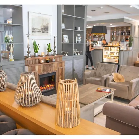 Neptuno & 4* Dźwirzyno