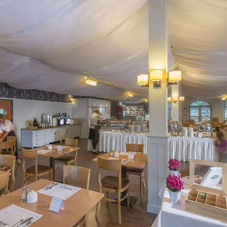 Lejlighedshotel Neptuno & 4*