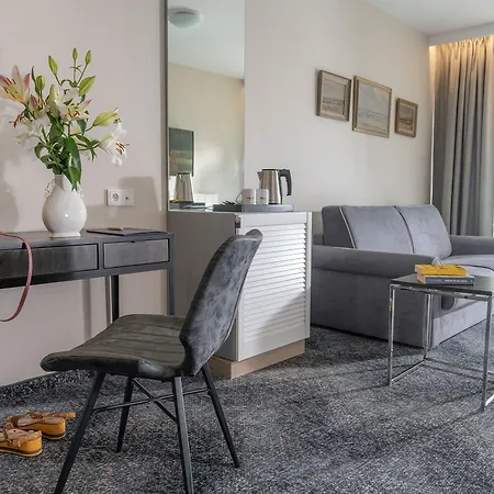 Neptuno & Lejlighedshotel Dźwirzyno