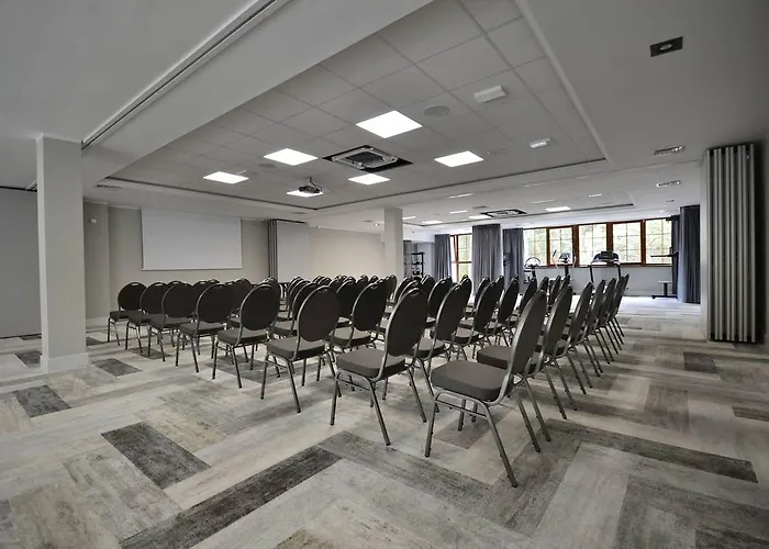 アパートホテル Neptuno & ジビジノ